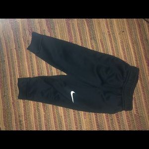 Nike jogging pants